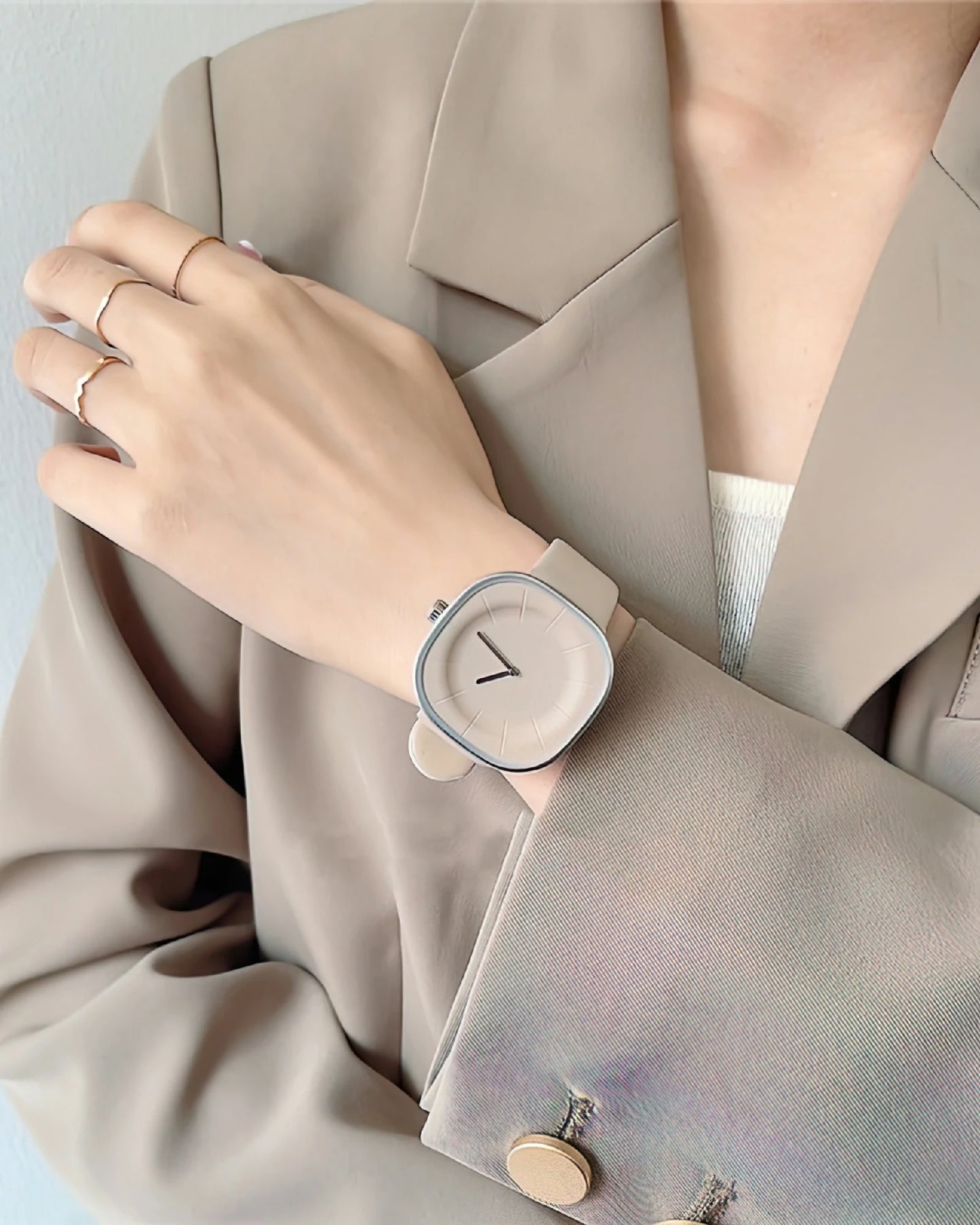 Minimalistic Square Quartz Watch