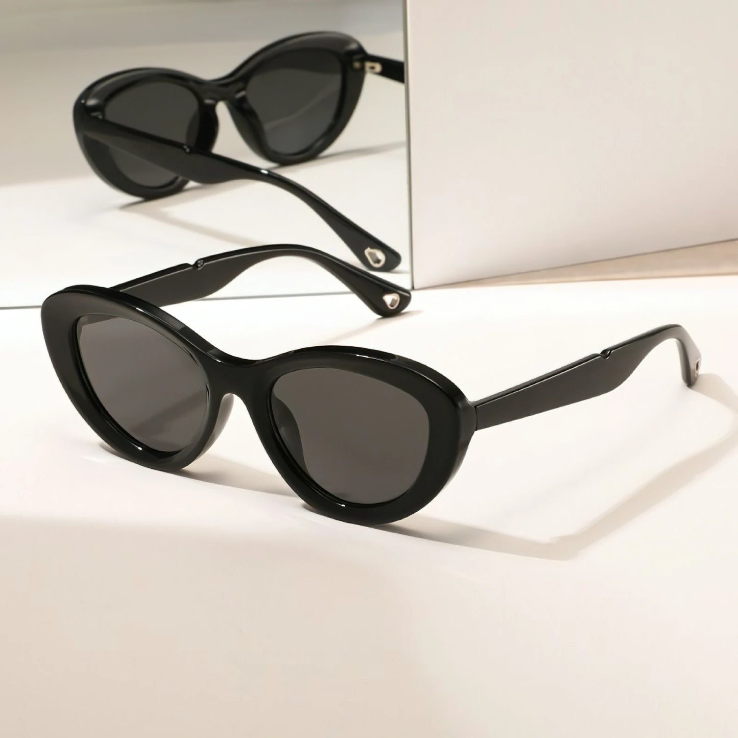 Retro Cat Eye Round Sunglasses