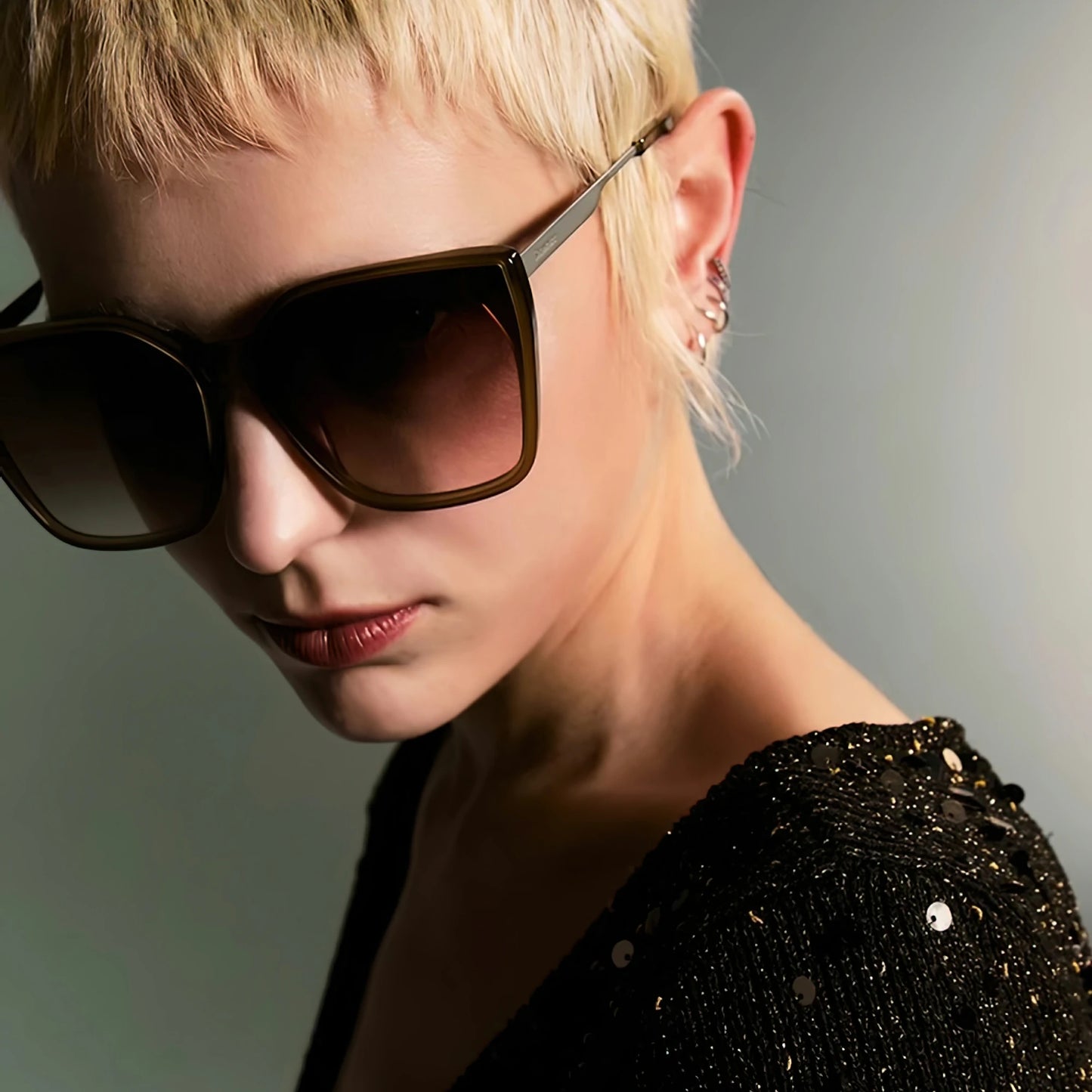 Vera Square Sunglasses