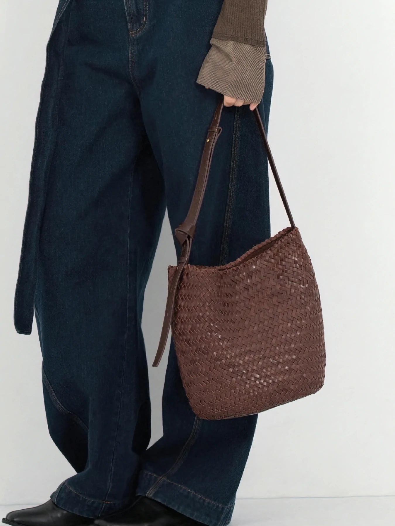 Karla hand-woven bag