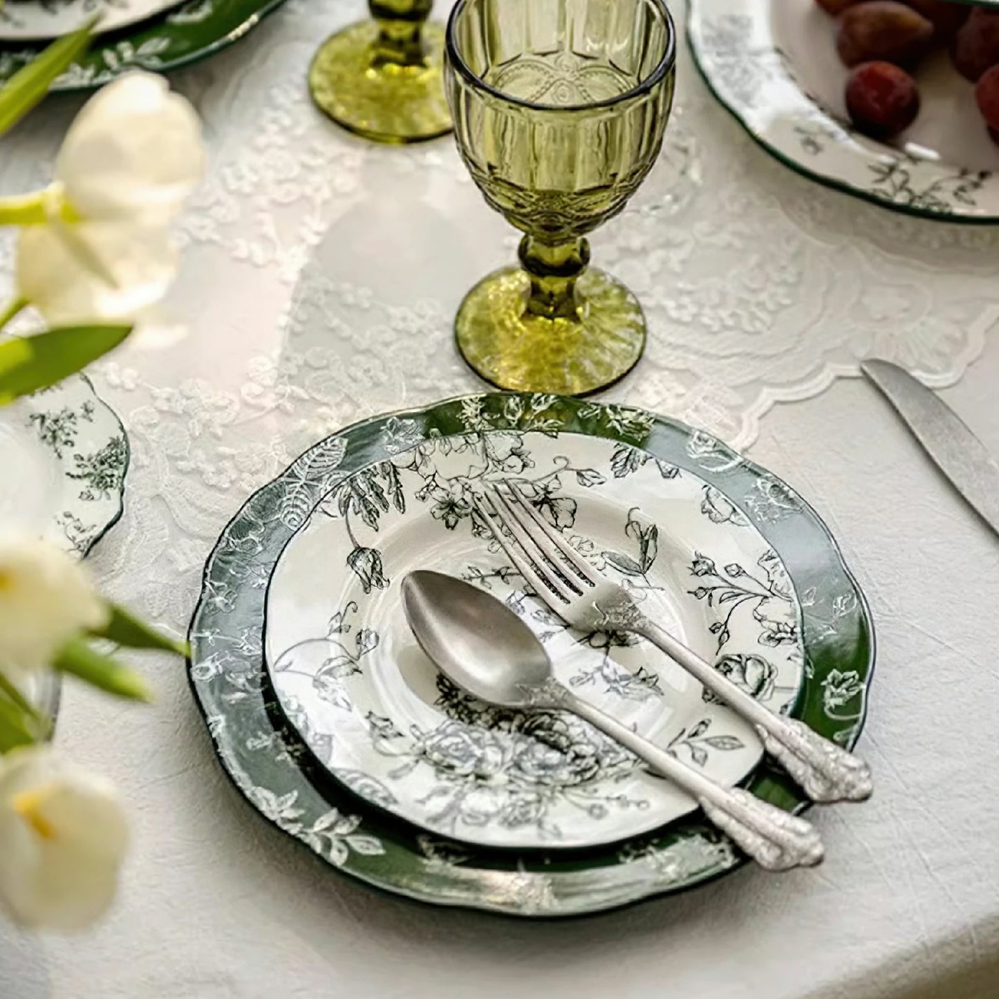 Rose Holiday Vintage Green Series Dinnerware Bowl and plate