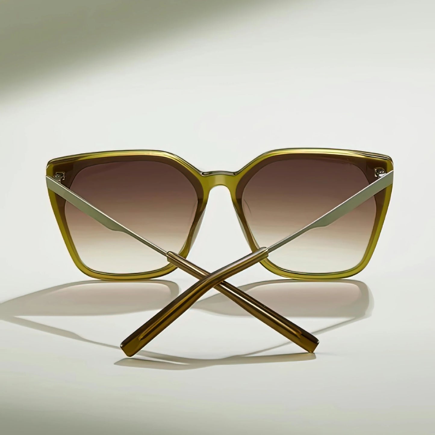 Vera Square Sunglasses