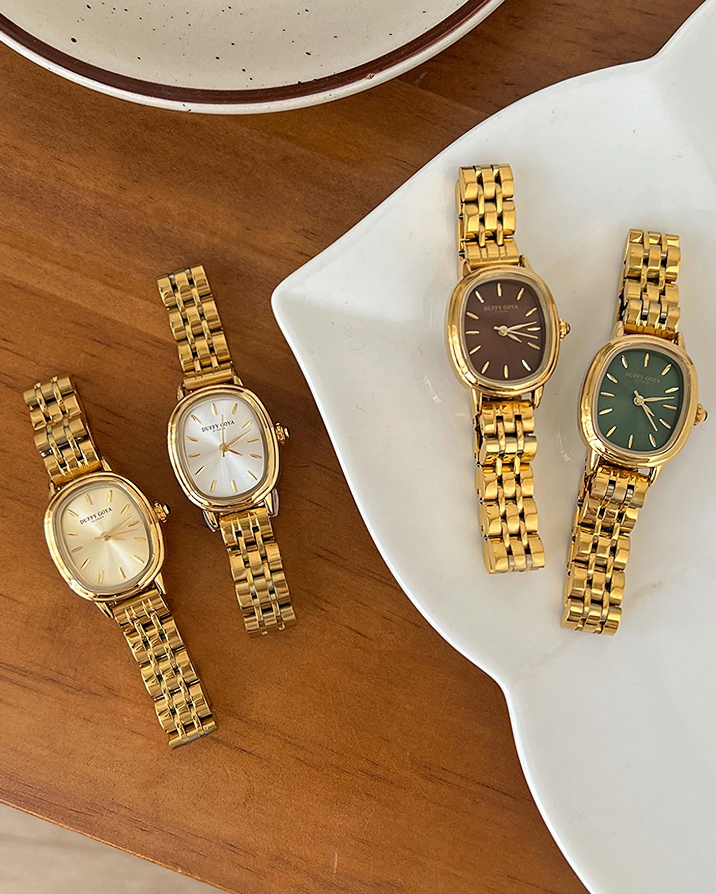 Small Oval Quartz Gold Watch