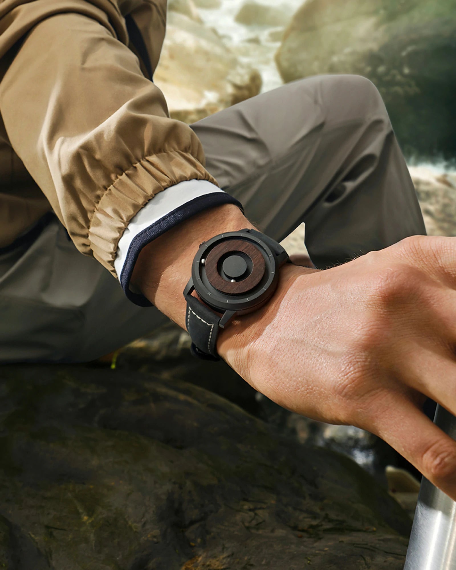 Wooden Magnetic Ball Watch P2D